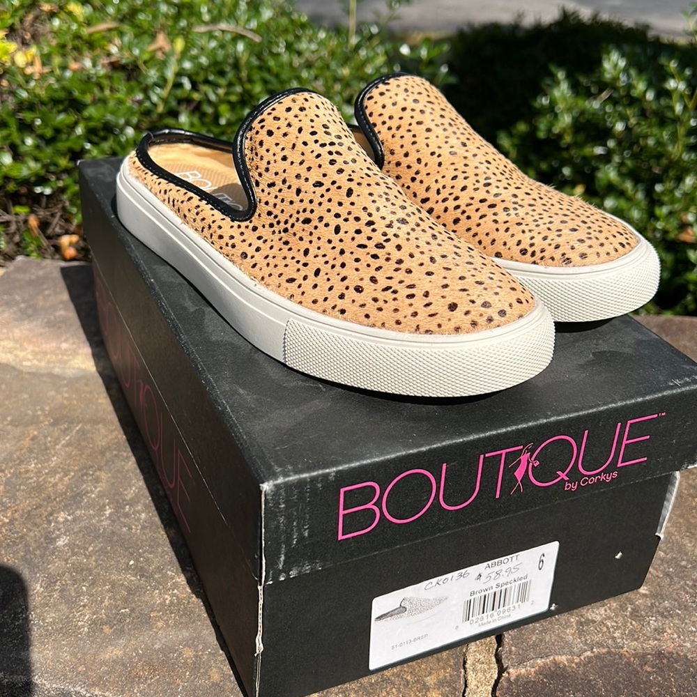 Boutique by Corky's, Abbot Slip-ons, size 6